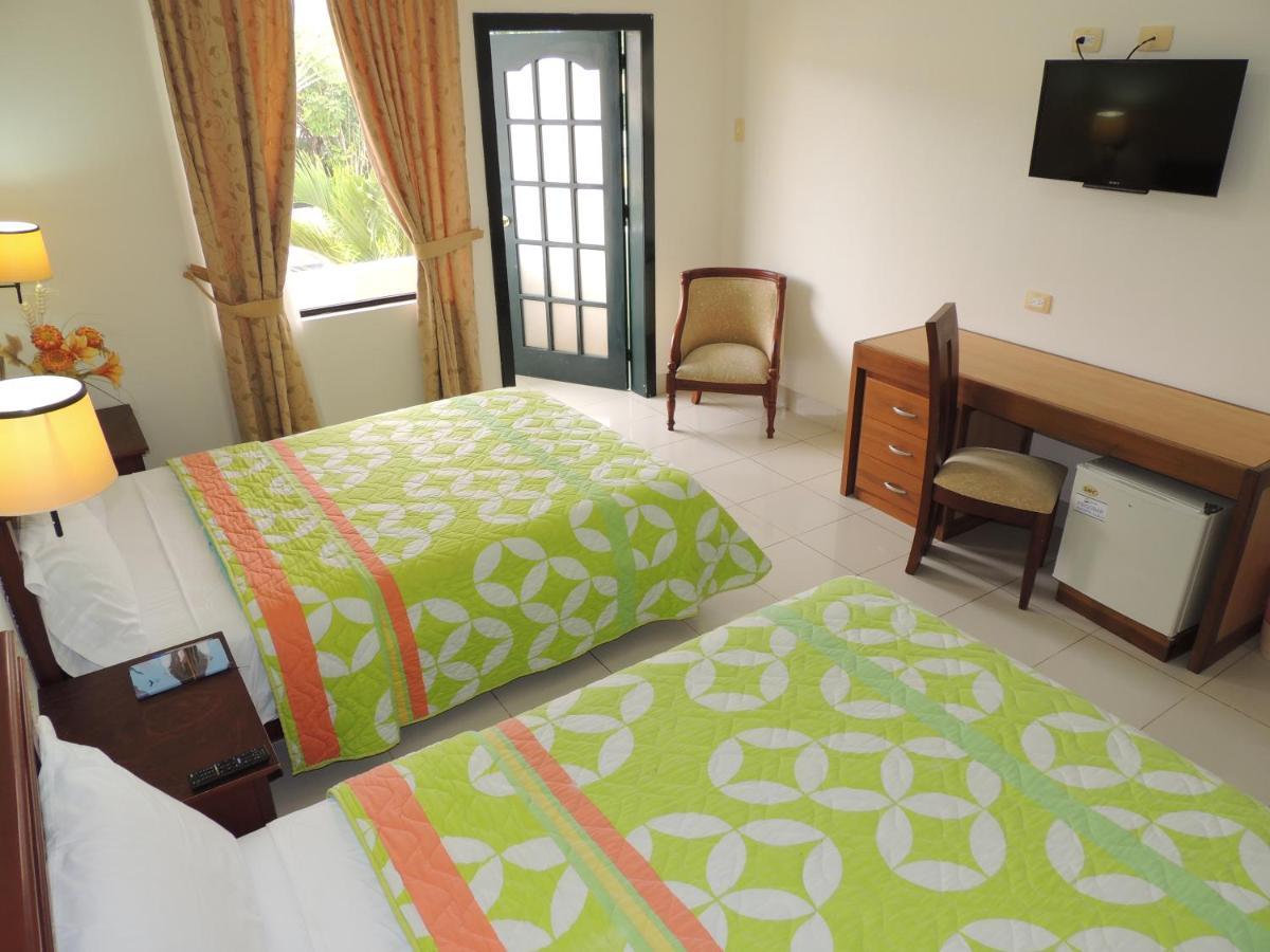 Club Del Sol Hotel Atacames