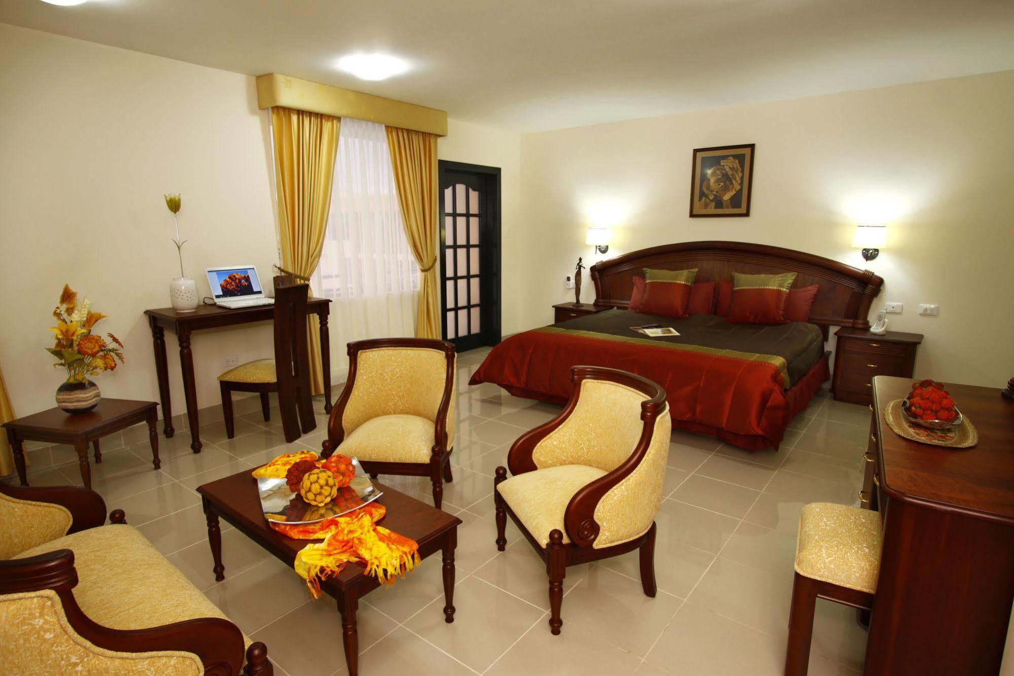 Club Del Sol Hotel 3*