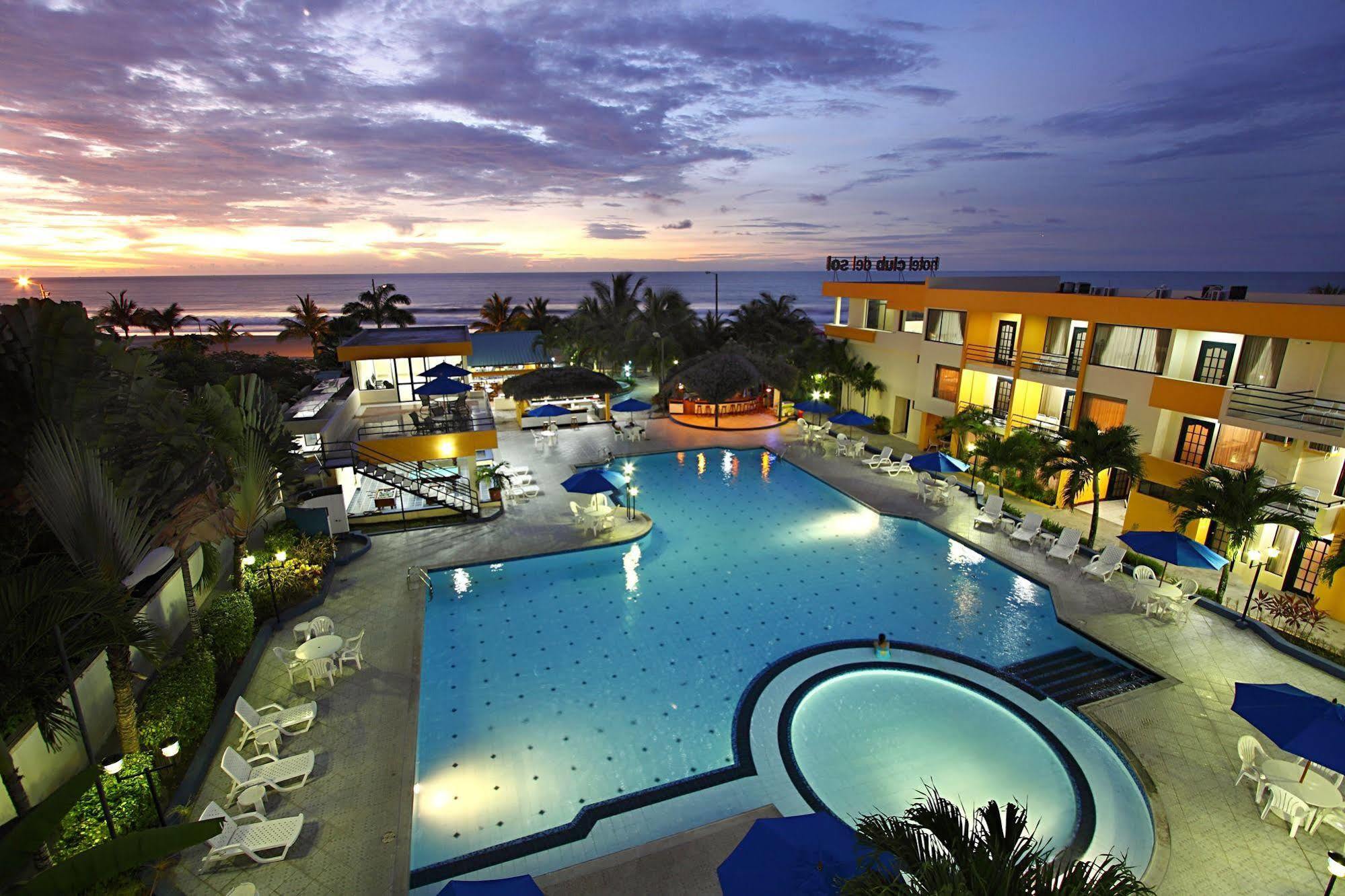 Hotel Club Del Sol 3*